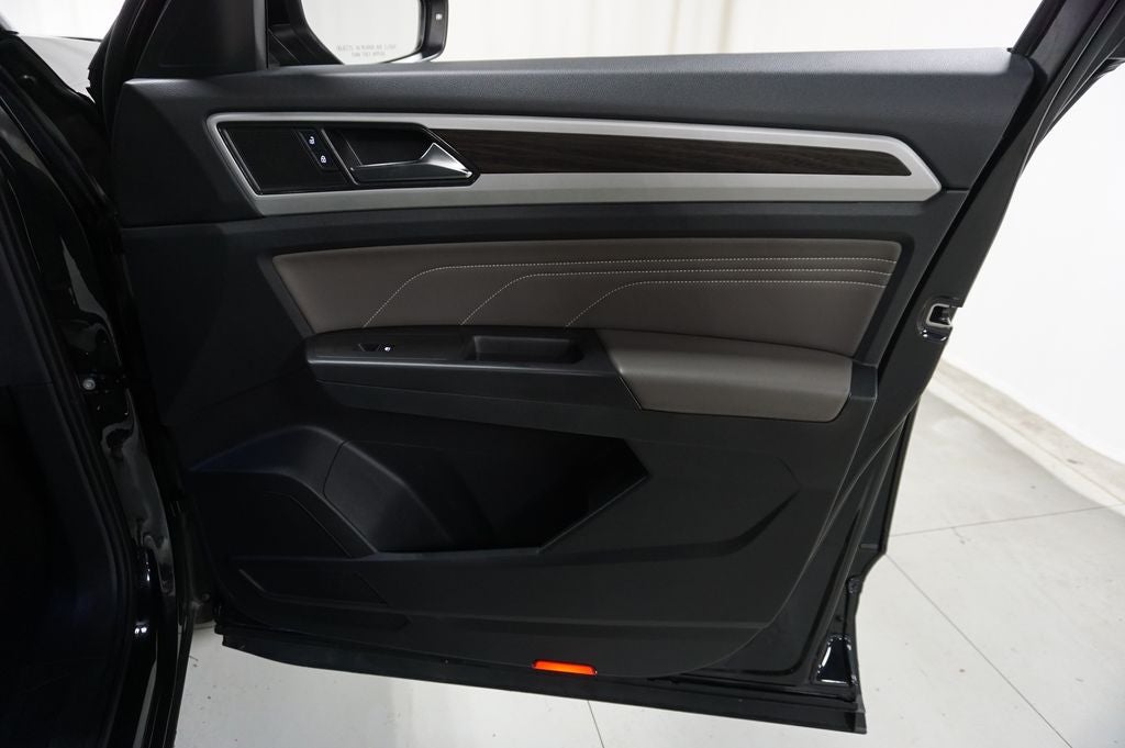 2023 Volkswagen Atlas 2.0T SE