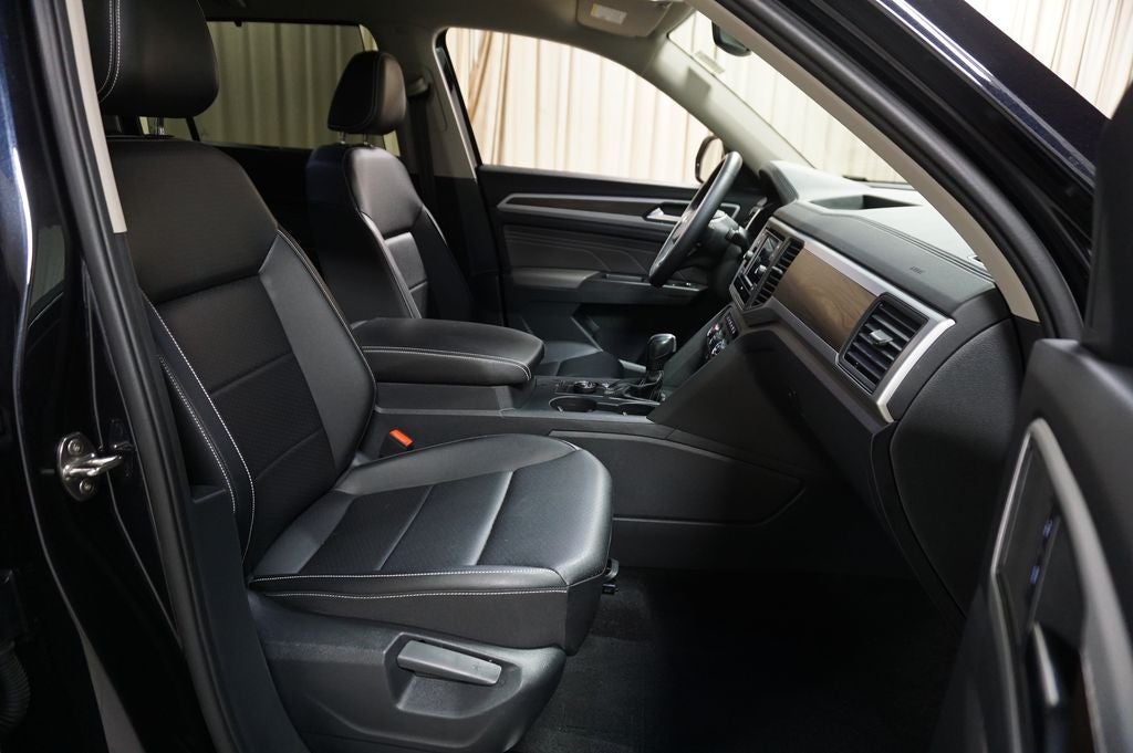 2023 Volkswagen Atlas 2.0T SE