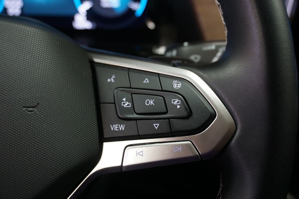 2025 Volkswagen Atlas 2.0T SE