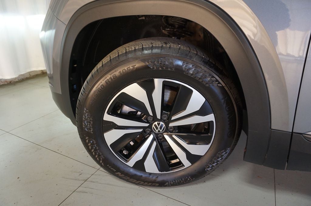 2025 Volkswagen Atlas 2.0T SE