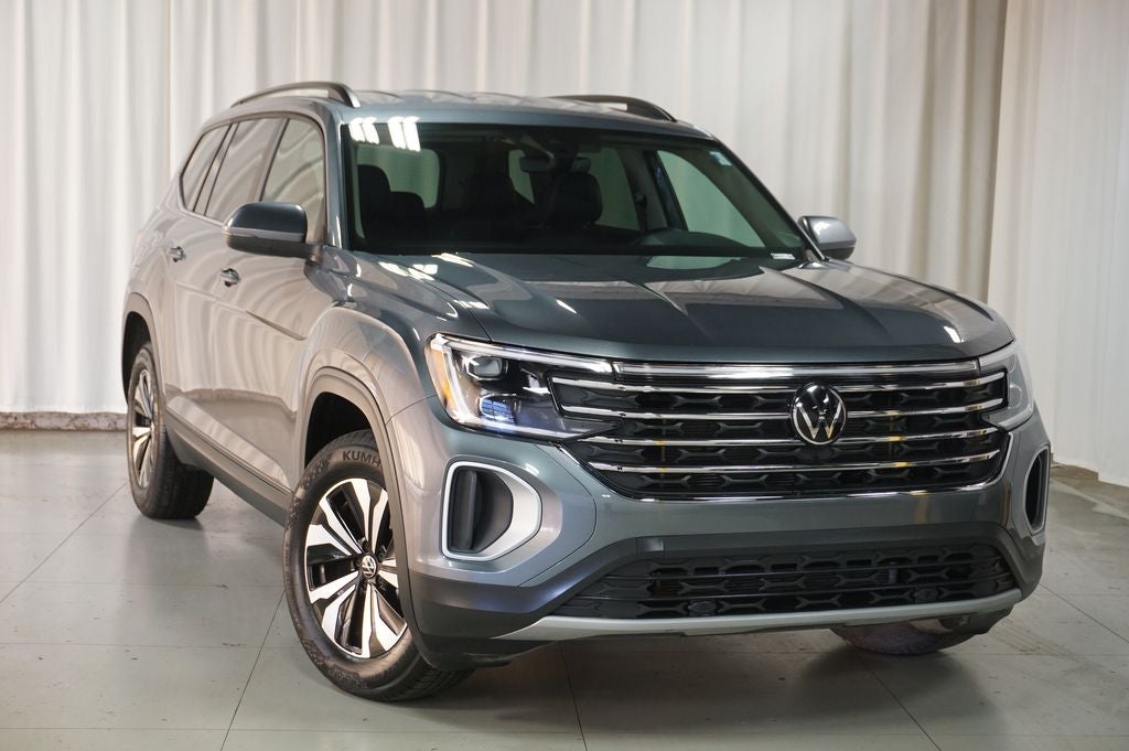 2025 Volkswagen Atlas 2.0T SE