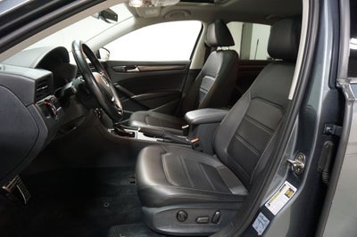 2020 Volkswagen Passat 2.0T R-Line