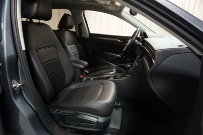 2020 Volkswagen Passat 2.0T R-Line