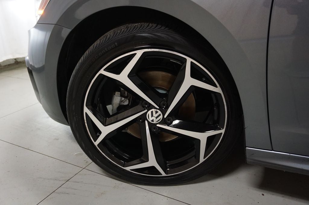 2020 Volkswagen Passat 2.0T R-Line