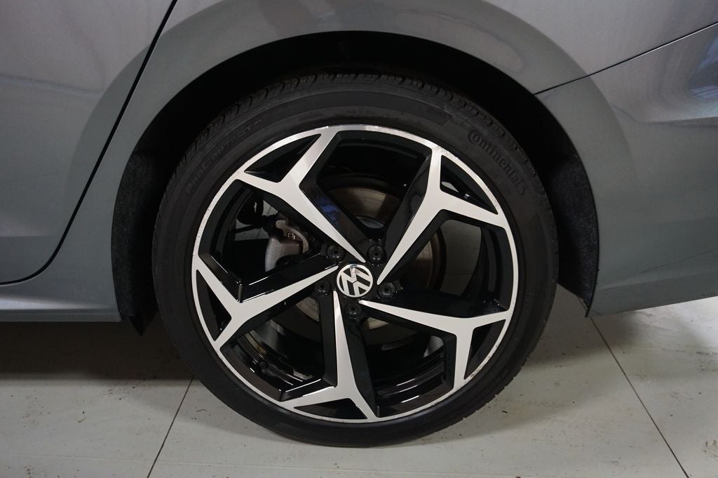 2020 Volkswagen Passat 2.0T R-Line