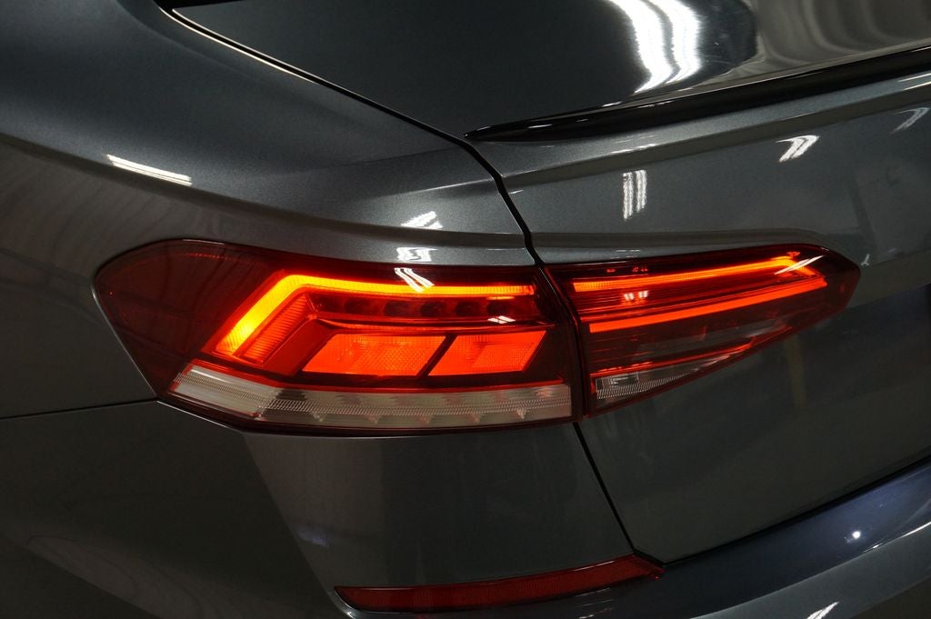 2020 Volkswagen Passat 2.0T R-Line