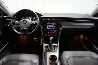 2020 Volkswagen Passat 2.0T R-Line