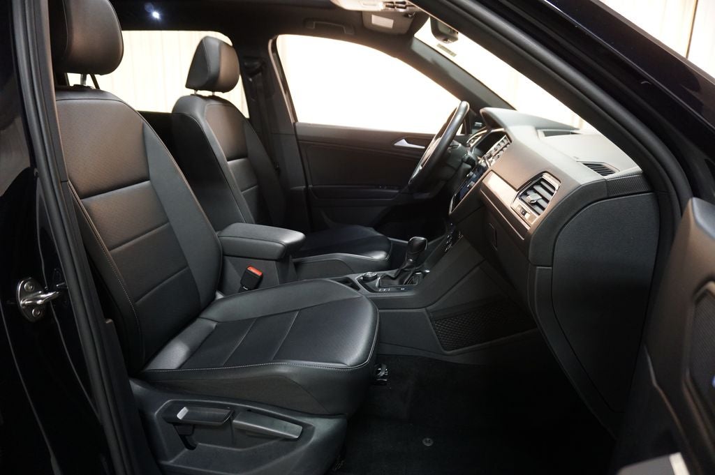 2019 Volkswagen Tiguan 2.0T SEL R-Line 4Motion