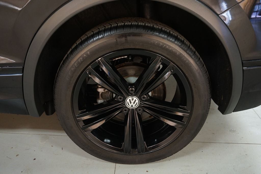 2019 Volkswagen Tiguan 2.0T SEL R-Line 4Motion