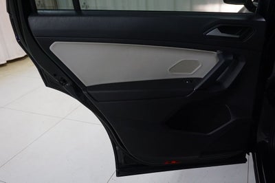 2019 Volkswagen Tiguan 2.0T SE 4Motion