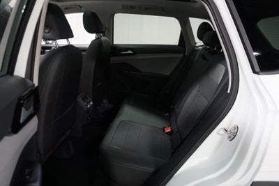 2026 Volkswagen Taos 1.5T SE Black