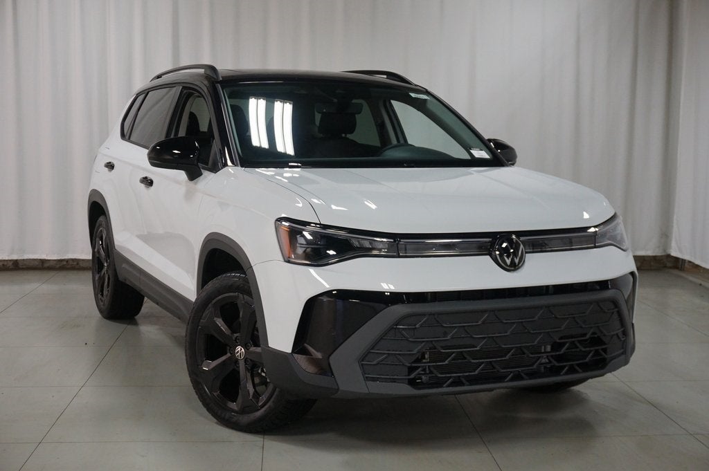 2026 Volkswagen Taos 1.5T SE Black