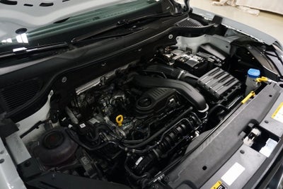 2026 Volkswagen Taos 1.5T SE Black