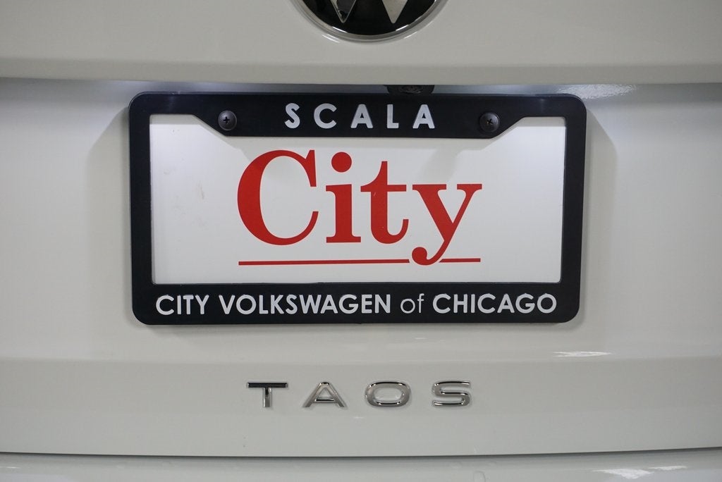 2026 Volkswagen Taos 1.5T SE Black