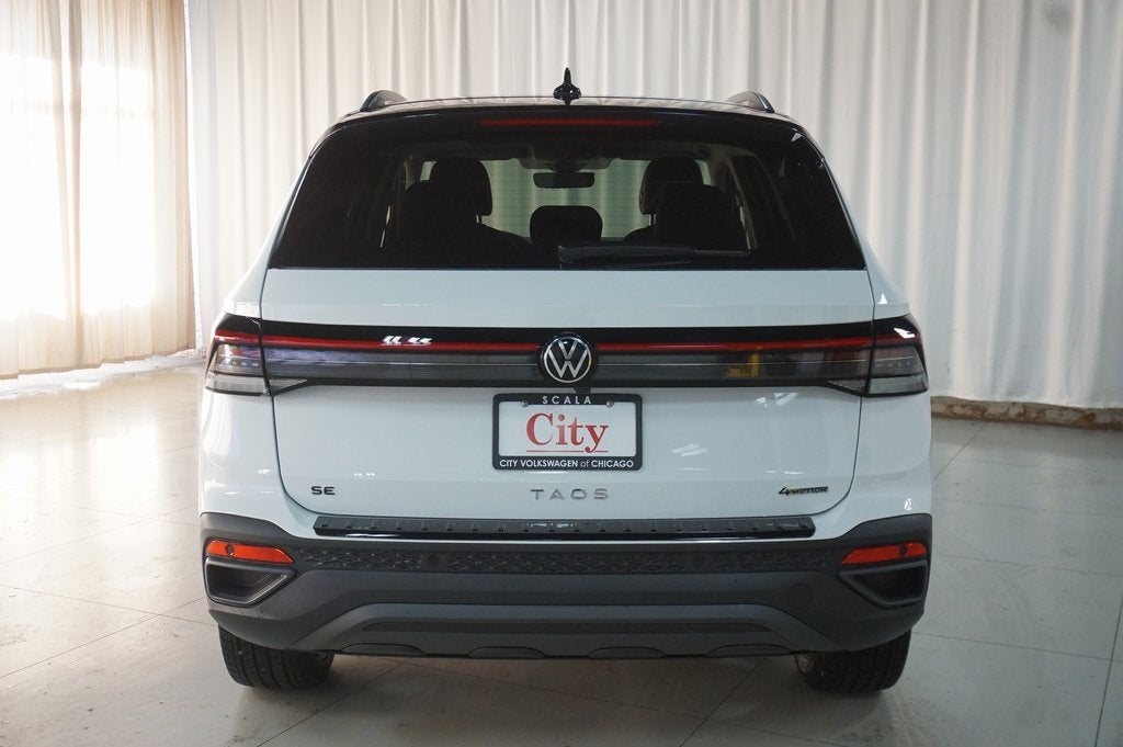 2026 Volkswagen Taos 1.5T SE Black