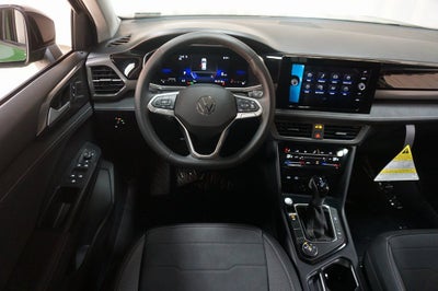 2026 Volkswagen Taos 1.5T SE Black