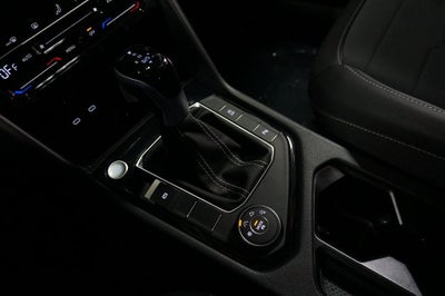 2026 Volkswagen Taos 1.5T SE Black