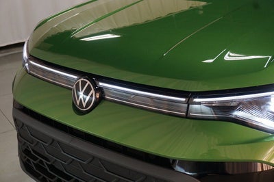 2026 Volkswagen Taos 1.5T SE Black