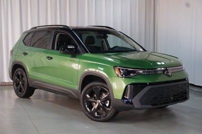 2026 Volkswagen Taos 1.5T SE Black