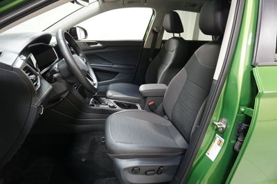 2026 Volkswagen Taos 1.5T SE Black