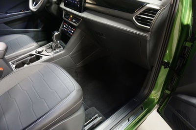 2026 Volkswagen Taos 1.5T SE Black