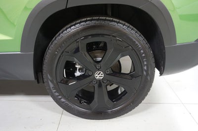 2026 Volkswagen Taos 1.5T SE Black