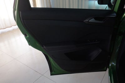 2026 Volkswagen Taos 1.5T SE Black