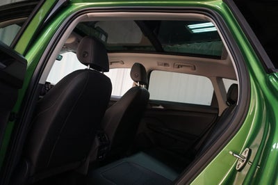 2026 Volkswagen Taos 1.5T SE Black