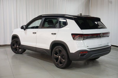 2026 Volkswagen Taos 1.5T SE Black