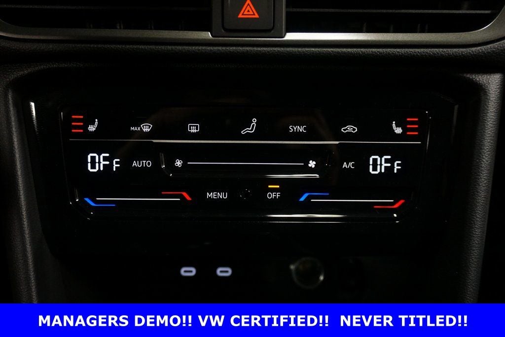 2025 Volkswagen Taos 1.5T SE Black