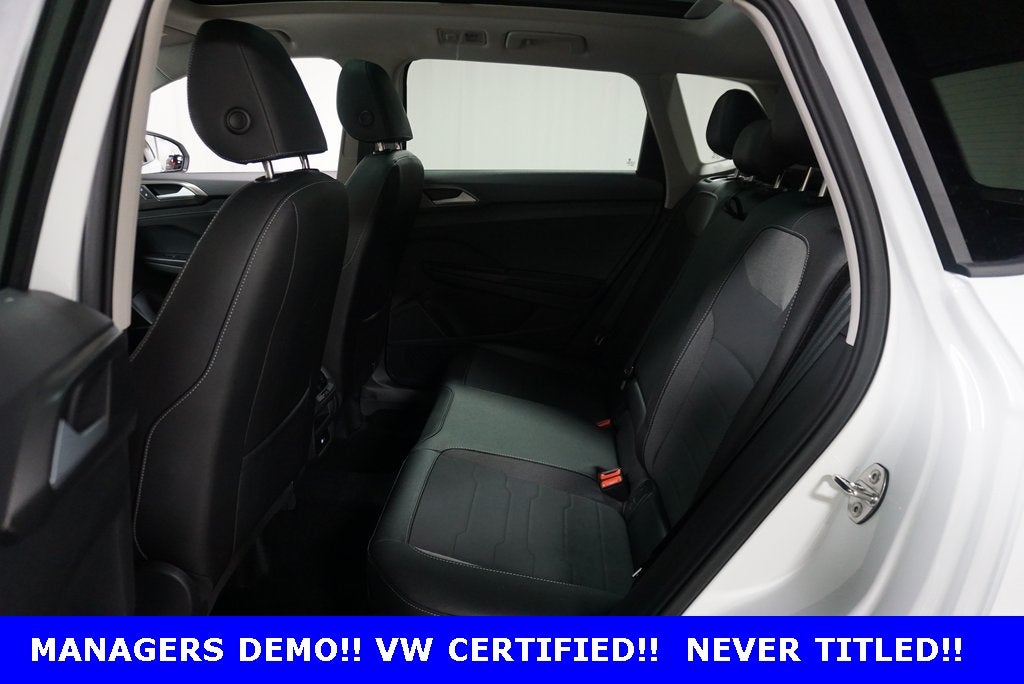 2025 Volkswagen Taos 1.5T SE Black