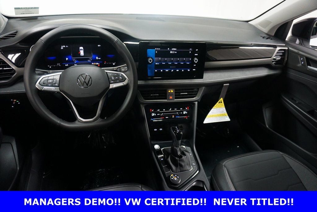 2025 Volkswagen Taos 1.5T SE Black