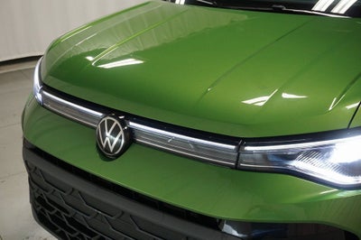 2026 Volkswagen Taos 1.5T SE Black