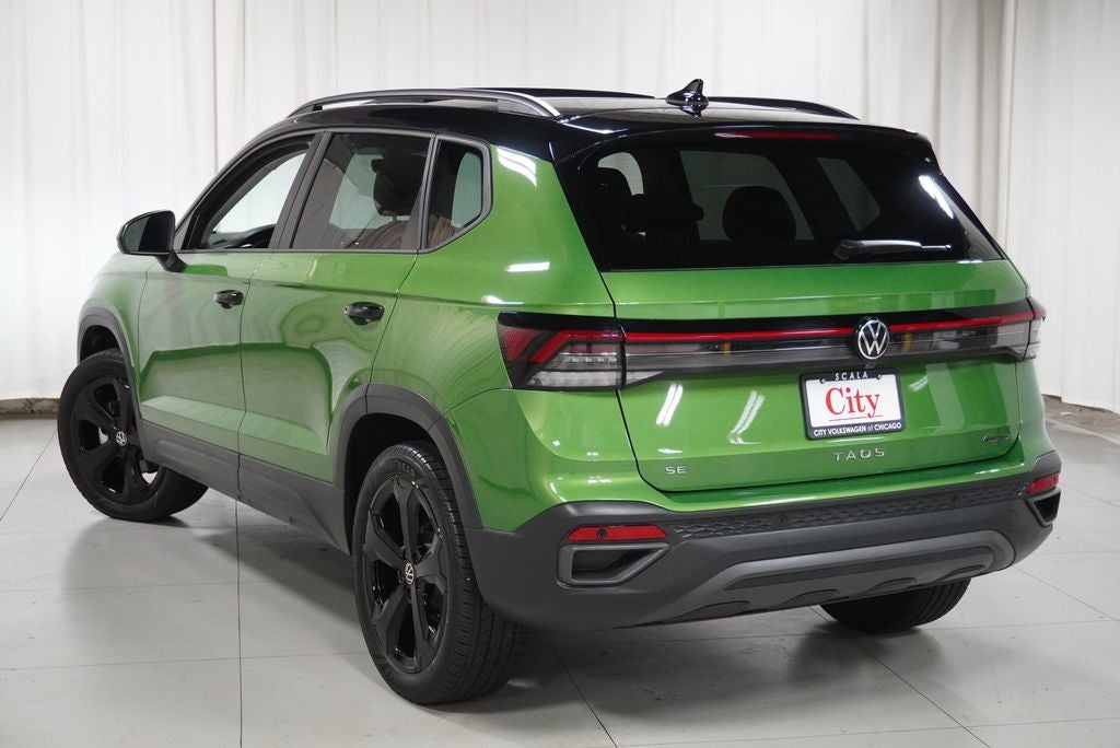 2025 Volkswagen Taos 1.5T SE Black