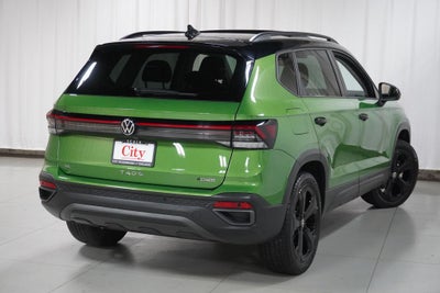 2025 Volkswagen Taos 1.5T SE Black
