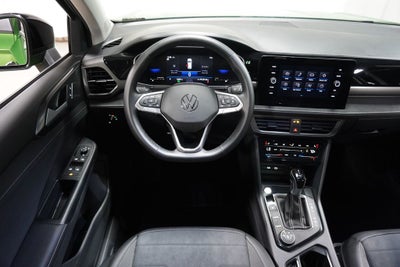 2025 Volkswagen Taos 1.5T SE Black