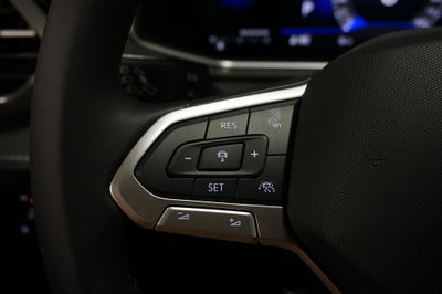 2026 Volkswagen Taos 1.5T SE Black