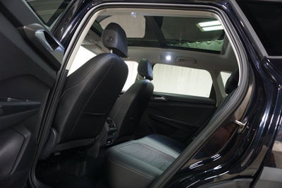 2026 Volkswagen Taos 1.5T SE Black