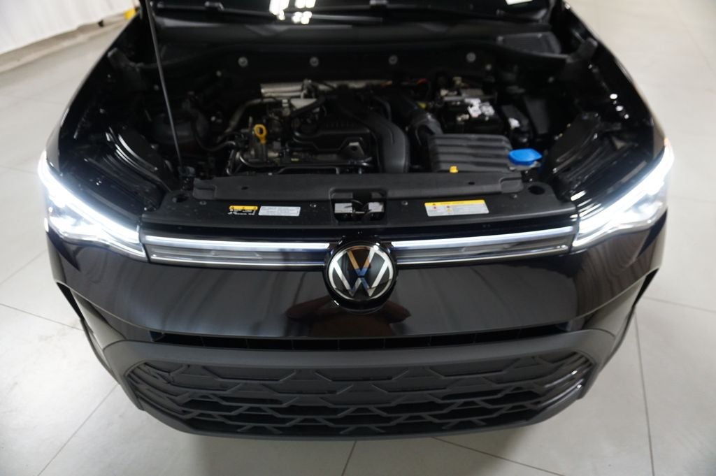 2026 Volkswagen Taos 1.5T SE Black