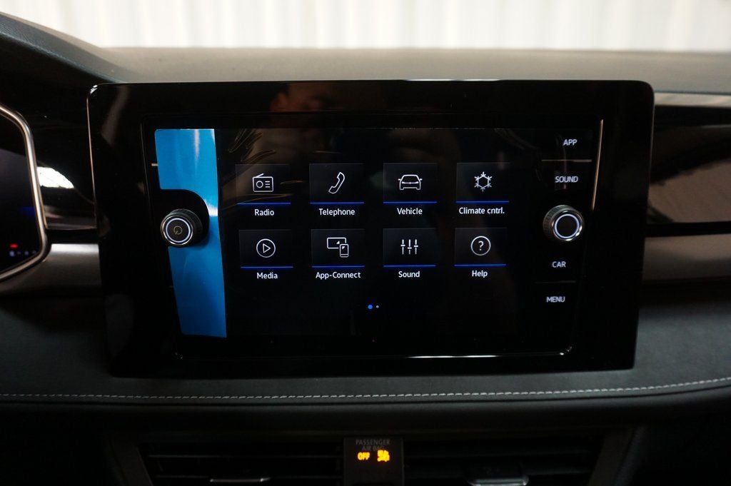 2026 Volkswagen Taos 1.5T SE Black