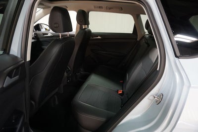 2026 Volkswagen Taos 1.5T SE Black