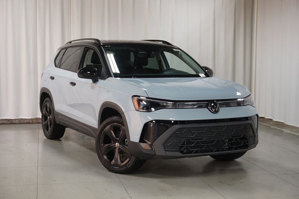 2026 Volkswagen Taos 1.5T SE Black