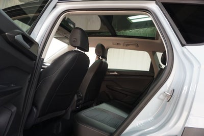 2026 Volkswagen Taos 1.5T SE Black