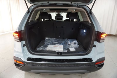 2026 Volkswagen Taos 1.5T SE Black