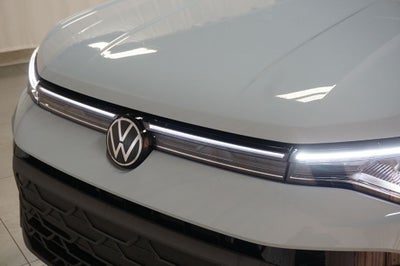 2026 Volkswagen Taos 1.5T SE Black