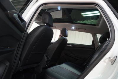2027 Volkswagen Taos 1.5T SE Black