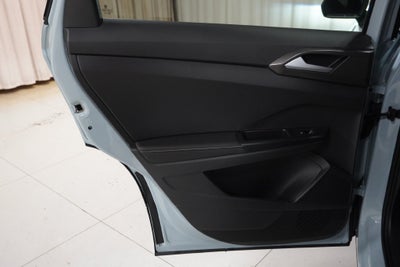 2027 Volkswagen Taos 1.5T SE Black
