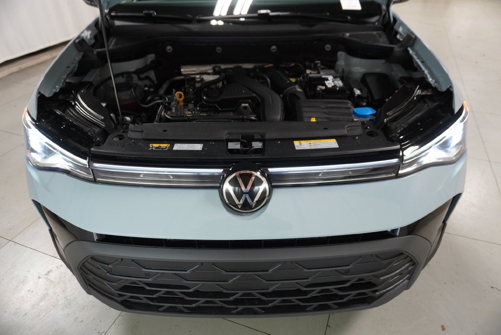 2027 Volkswagen Taos 1.5T SE Black