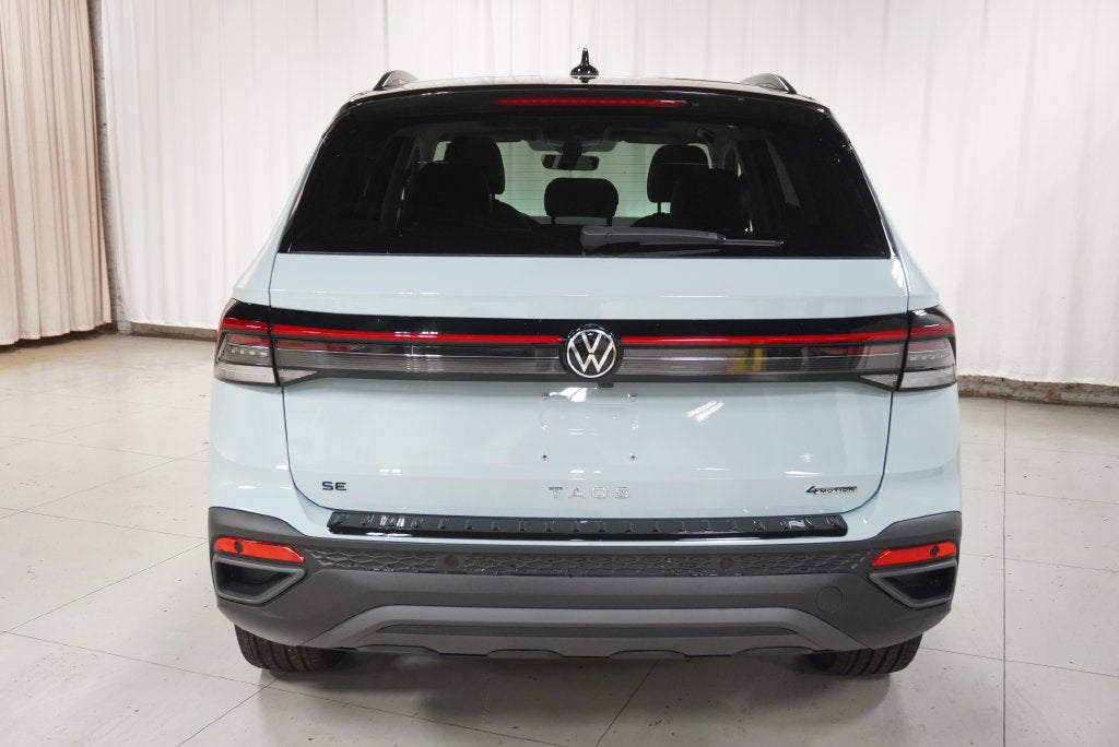 2027 Volkswagen Taos 1.5T SE Black