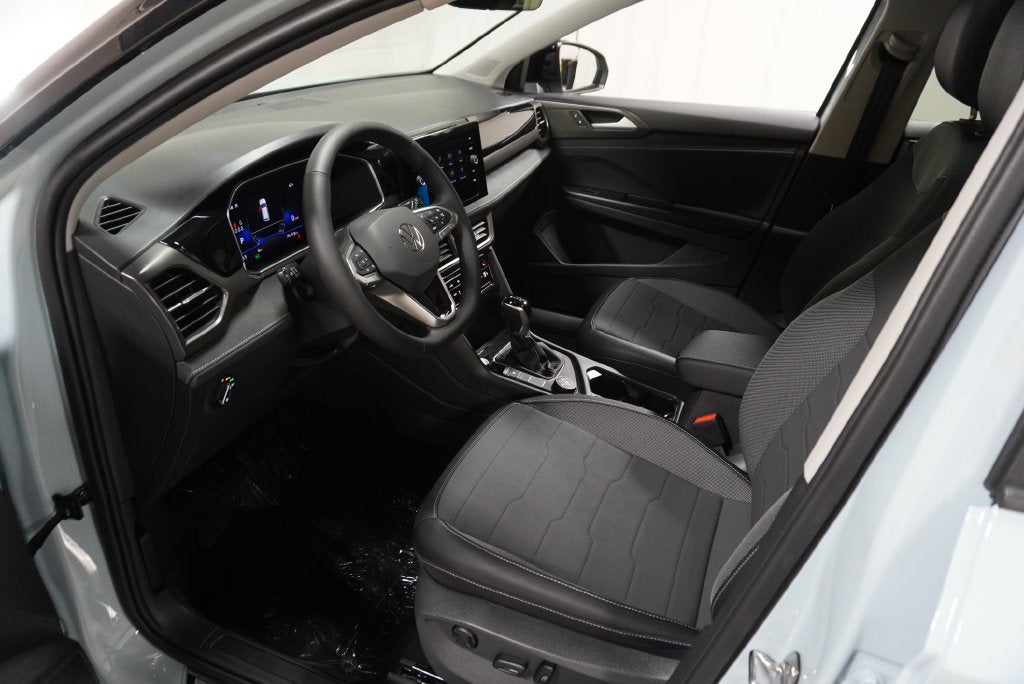 2027 Volkswagen Taos 1.5T SE Black